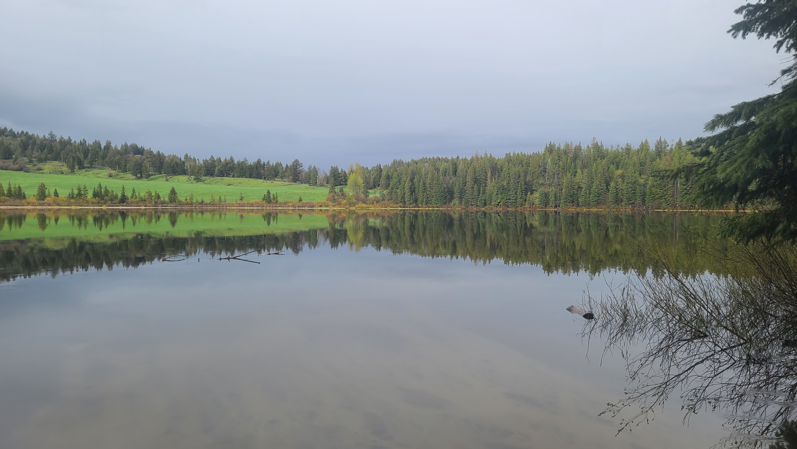 Camp placement that stays connected to the water